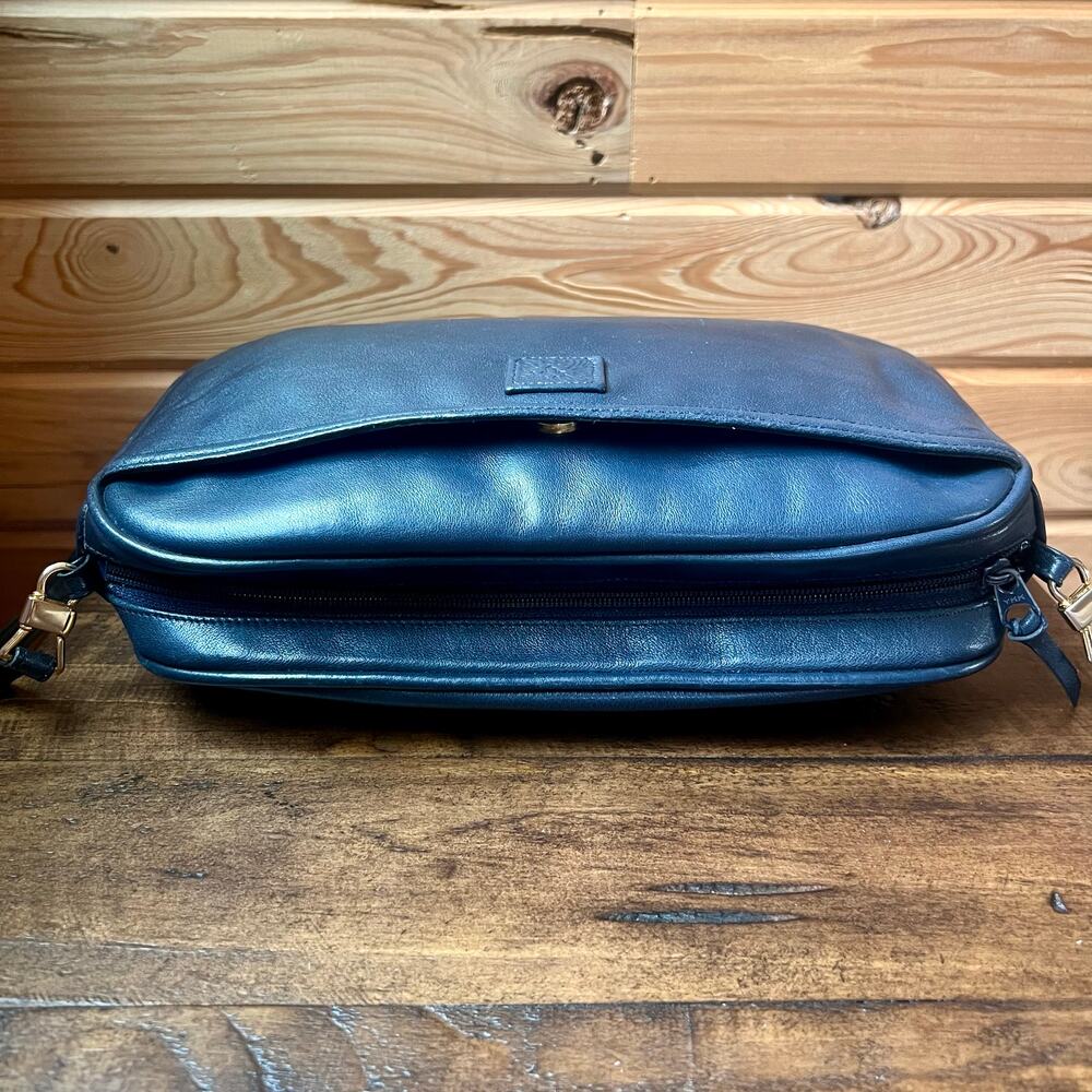 Vintage Anne Klein Leather Crossbody Bag Navy Blue 80s Gold Hardware Small Purse - Picture 13 of 16
